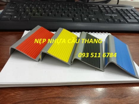 Nẹp nhôm cầu thang - Nẹp T Inox vàng