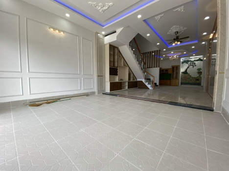 Cần Bán Nhà 2 Lầu 1 Trệt - Giảm Giá Cho Khác Thiện Chí