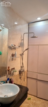 Gia chủ cần bán trước tết căn nhà ngay hồ Văn Quán 80m2 x 4 tầng, mặt tiền 6m