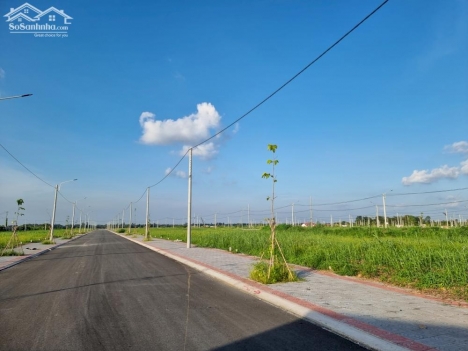 Bán gấp lô đất thổ cư gần KCN sông Hậu vị trí đẹp sang tên công chứng ngay
