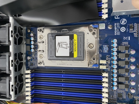 Baseboard Gigabyte GIGABYTE R151-Z30