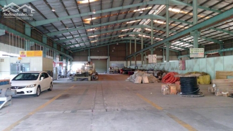 Cho thuê kho 1500m2 KCN Hoà Khánh, cẩu trục 5 tấn, giá rẻ 55.000đ/m2