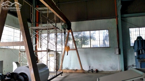 Cho thuê kho 1500m2 KCN Hoà Khánh, cẩu trục 5 tấn, giá rẻ 55.000đ/m2