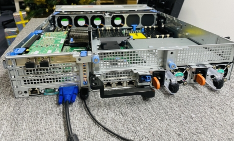 Hà Nội sẵn hàng Dell R740XD 24x2.5