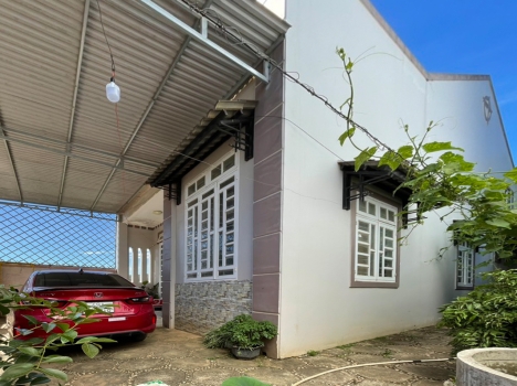 Bán Gấp 10x20,6m 10m Mặt Tiền Sẵn Nhà 100m Thổ Cư Tại Tt Liên Nghĩa, Đức Trọng