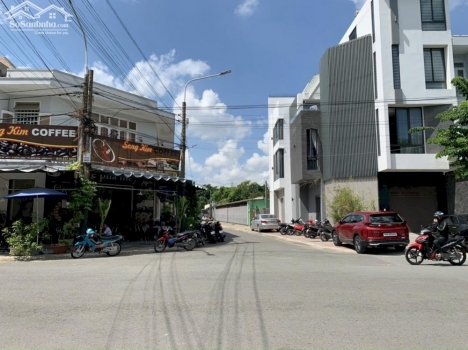 Đất bán kdc Bửu Long, đường N4 mặt tiền kinh doanh; 85m2 giá 4.5 tỷ.