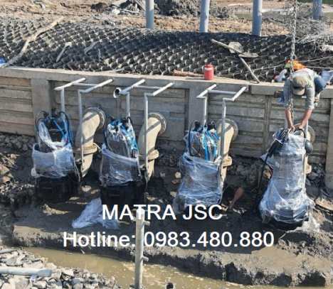 Call/Zalo: 0983.480.880 *Bán máy bơm chìm Tsurumi 250BZ430, công suất 30kw*