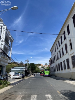 CẦN BÁN ĐẤT MẶT TIỀN TRUNG TÂM THÀNH PHỐ ĐƯỜNG LƯƠNG THẾ VINH PHƯỜNG 3