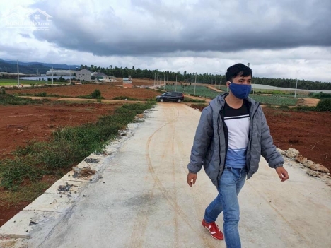 Bán gấp lô 5x24m sẵn sổ sẵn thổ cư cách chợ Thạnh Mỹ - Đơn Dương chỉ 10 phút giá 579 triệu.