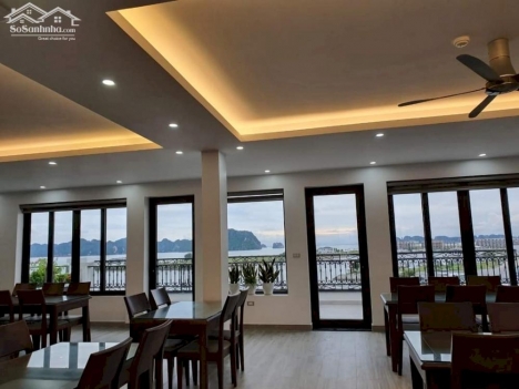 BÁN KHÁCH SẠN 2* MẶT CẢNG TÀU TUẦN CHÂU