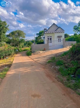 Bán đất 5x21.7m giá 980 triệu cách chợ đầu mối Đức Trọng - Liên Nghĩa chỉ 2km.