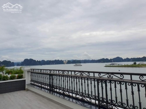 BÁN KHÁCH SẠN 2* MẶT CẢNG TÀU TUẦN CHÂU