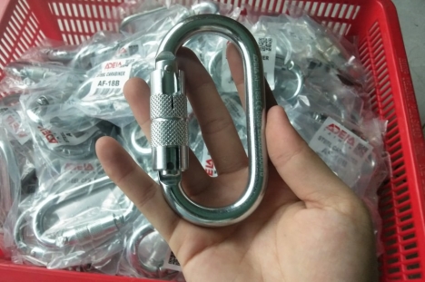 Móc liên kết chữ D AF18B Adela