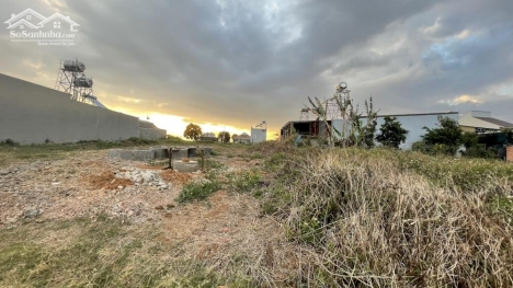 Bán nhanh lô 5x36m có 75m2 thổ cư ngay trung tâm TT. Liên Nghĩa - Đức Trọng - Lâm Đồng giá 1.750 tỷ