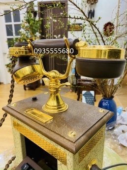 Giao lưu em điện thoại cũ ra đời khoảng những năm 80 của thế kỷ trước