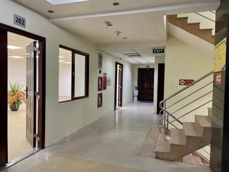 Cho thuê 45 và 95m2VP tại tòa nhà VP 9 tầng số 11 Thái Hà, Chính chủ, giá rẻ, DV tốt. LH 0986646169