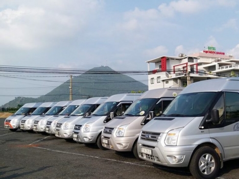 Cho Thuê Xe 16 Chỗ Đi Viếng Chùa Tết Nguyên Đán