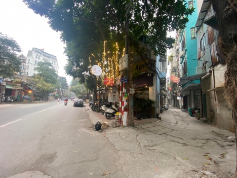 Siêu Hiếm! Nhỉnh 5 tỷ nhà phân lô KĐT Đền Lừ