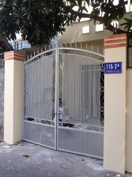 70/ Bán nhà Cấp 4 hẻm xe hơi đường Lê Lợi gần TTYT P.6