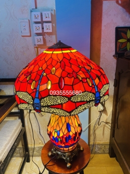 Giao lưu em đèn hai thân màu đỏ rực rỡ