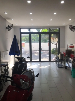 Mặt tiền Dương Bá Trạc P1 Quận 8, 65m2, 3 tầng