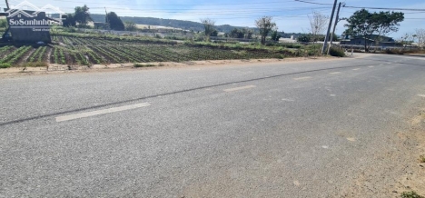 Bán đất mặt tiền kinh doanh đường Nguyễn chí thanh và Phạm ngọc thạch