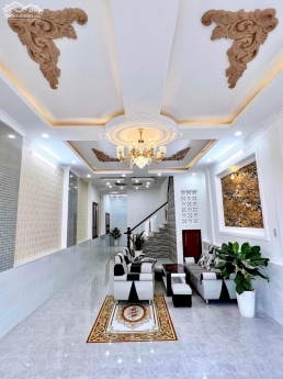Nhà lầu trục chính hẻm 234 đường Hoàng Quốc Việt Cần Thơ giá dưới 3,9tỷ