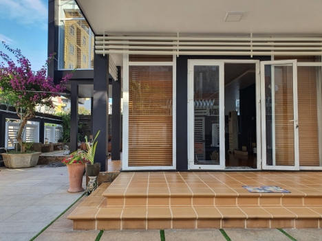 92/ Bán hoặc cho thuê biệt Thự siêu vip khu Á Châu