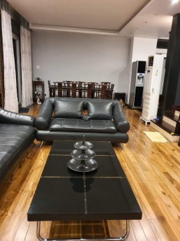 92/ Bán hoặc cho thuê biệt Thự siêu vip khu Á Châu