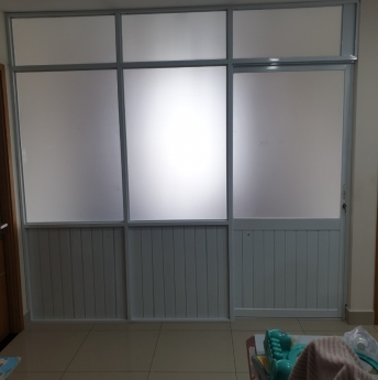 Vách nhôm kính cửa lùa