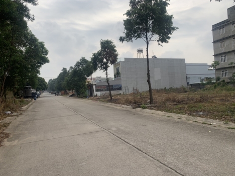 HOT & RẺ - BÁN GẤP 2 LÔ ĐẤT VIEW ĐẸP MẶT TIỀN ĐƯỜNG 25M - KCN MỸ PHƯỚC 3 - BẾN CÁT - BÌNH DƯƠNG