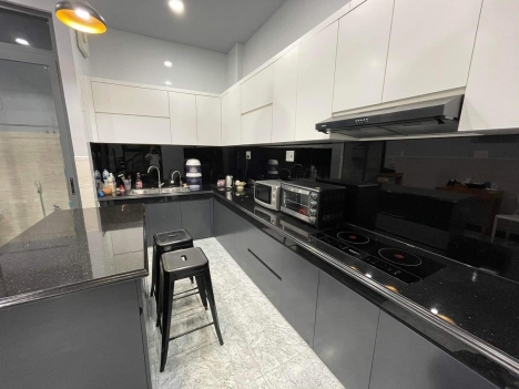 Hẻm 1041 Trần Xuân Soạn, P.Tân Hưng