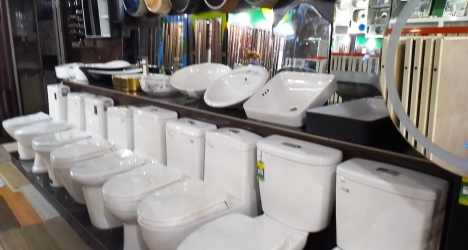 Gạch Men GIá Rẻ HCM Quận 12 gachthaian.com Bồn cầu giá rẻ