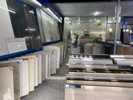 Gạch Men GIá Rẻ HCM Quận 12 gachthaian.com Bồn cầu giá rẻ