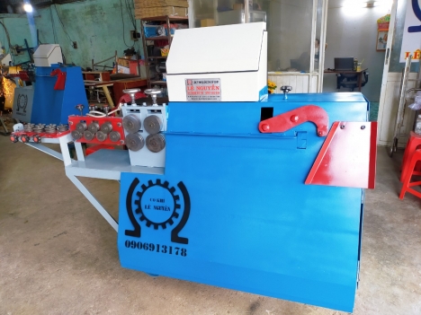 Máy bẻ đai sắt bàn giao tại TP. Buôn Mê Thuột - Đắk Lắk