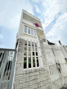 Nhà Mặt Tiền Hẻm, 2 Lầu Sân Thượng Huỳnh Tấn Phát, p.Phú Thuận, Quận 7