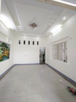 114/ Bán nhà 1 trệt 1 lầu hẻm xe hơi đường Phạm Văn Dinh giá rẻ