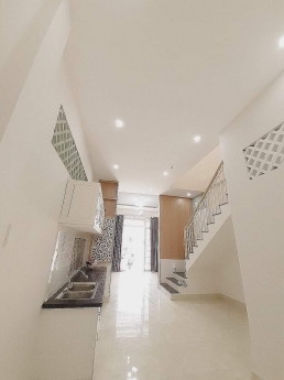 Bán nhà 2 tầng, trung tâm phường Phước Vĩnh, đường 13,5m  giá chỉ 3 tỷ 4