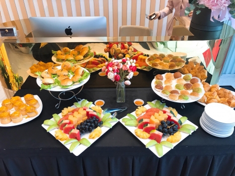 Tổ chức tiệc khai trương