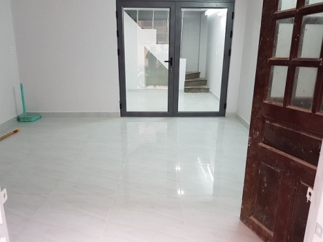 Bán nhà 1 trệt 2 lầu, 3PN, 3WC, P4, Q4