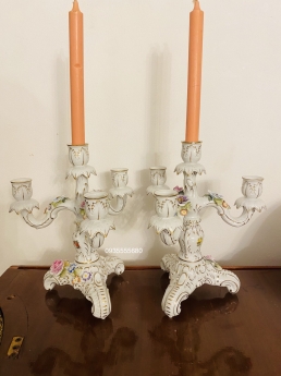 Giao lưu đôi tay nến hàng sứ bỉ