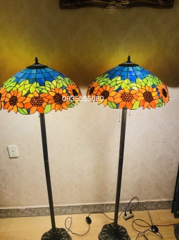 Đèn cây cao hoa hướng dương