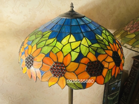 Đèn cây cao hoa hướng dương