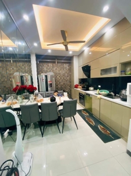 Nhỉnh 4 tỷ siêu phẩm Mai Hoàng 46m2