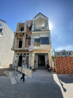 Bán Nhà 2 Lầu 1 Trệt - Bình chuẩn - Thuận An - Bình Dương