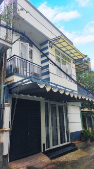 Bán nhà đẹp 2 tầng, FULL nội thất Đoàn Hữu Trung, nhà thờ Phú Cam