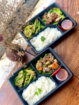 Hộp nhựa đựng cơm giá tốt nhất 4 ngăn