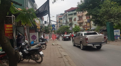 “VIP VIP” Bán nhà mặt phố Vĩnh Hưng, Hoàng Mai, chỉ 3.2 tỷ, Kinh Doanh Đỉnh