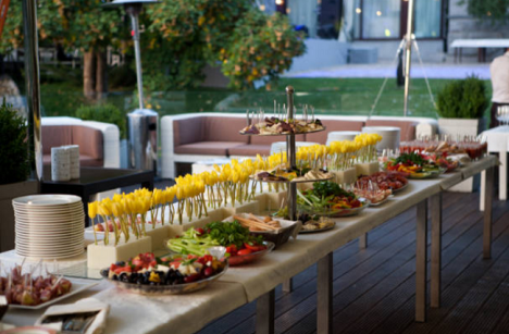 Tổ chức tiệc sự kiện ngoài trời chuyên nghiệp tại Hà Nội