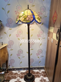 Giao lưu e đèn sàn hoa hồng thêu chim